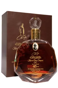 Коньяк Сараджев 45 лет ОС в подарочной коробке  0.7 л