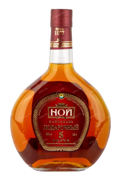 Коньяк Ной 5 лет подарочный   0.5 л