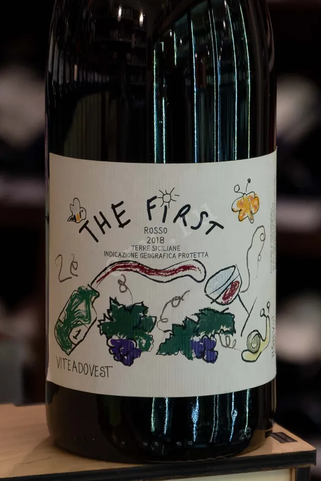 В магазине Крю Профи Viteadovest The First Terre Siciliane Rosso 2018 0.75 л
