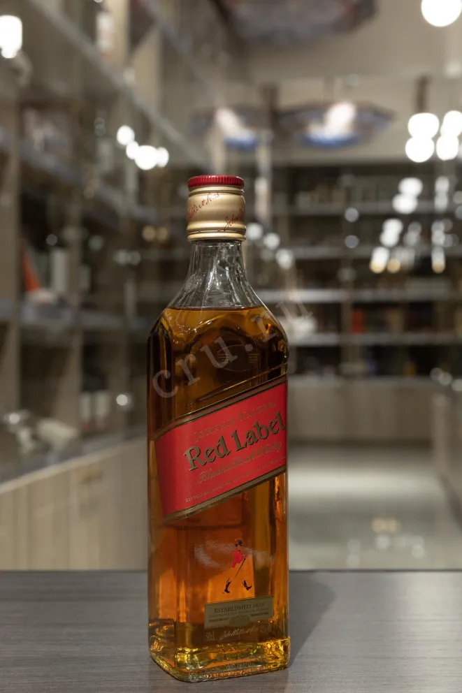 В магазине Крю Профи Johnnie Walker Red Label 0.5 л