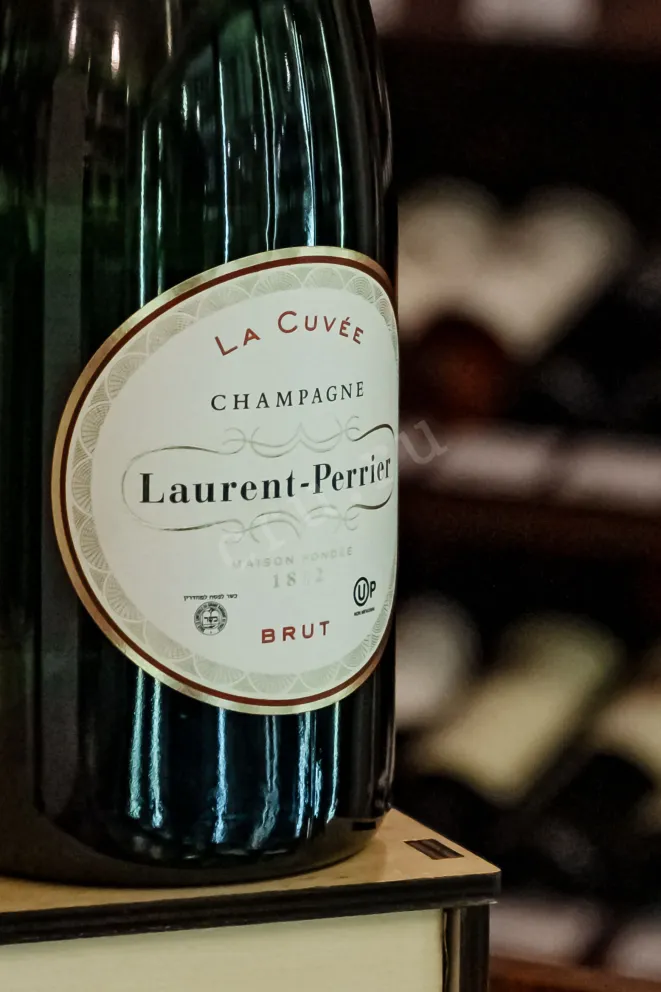 В магазине Крю Профи Laurent-Perrier La Cuvee gift box 2021 0.75 л