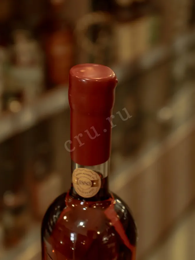 Пробка Jean Cave Vieil Armagnac AOC wooden box 1980 0.7 л