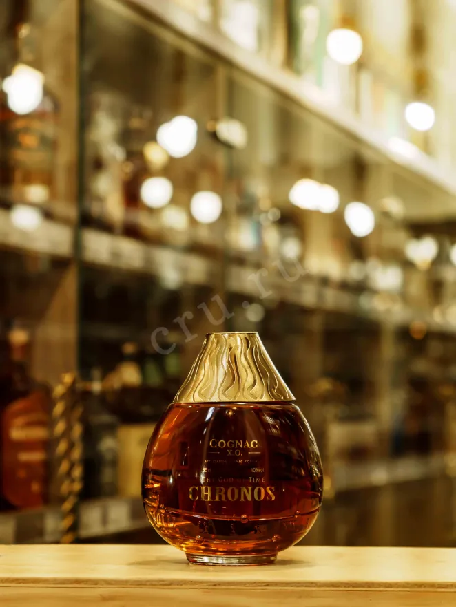 В магазине Крю Профи Chronos XO gift set of 2 bottles in wooden box 0.35 л