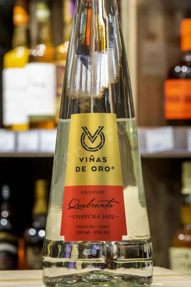 В магазине Крю Профи Vinas de Oro Pisco Quebranta 0.7 л