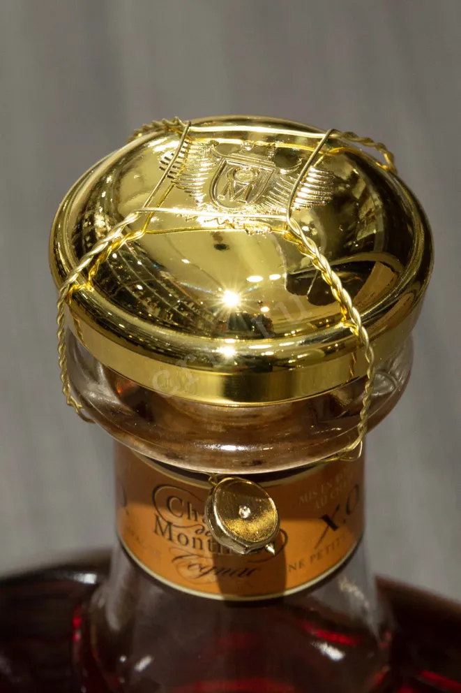 Пробка Chateau de Montifaud XO gift box 0.7 л