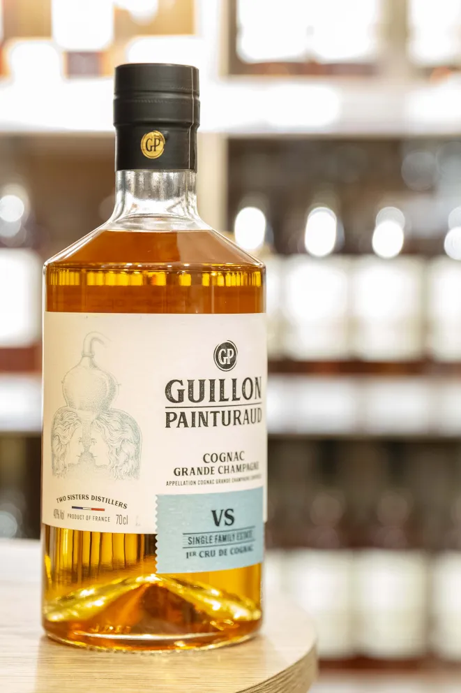 В магазине Крю Профи Guillon Painturaud VS 1er Cru de Cognac 0.7 л