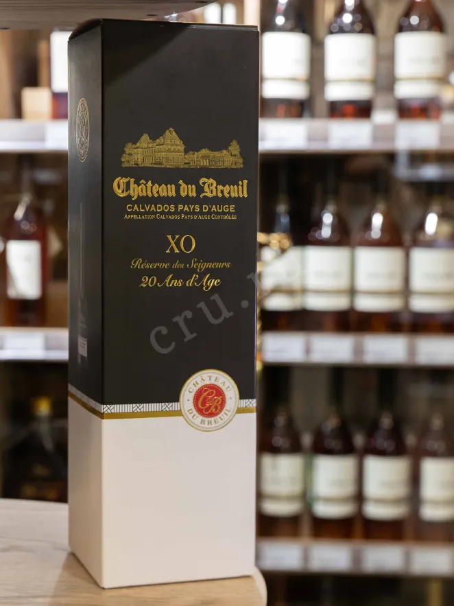 В магазине Крю Профи Chateau du Breuil Reserve des Seigneurs 20 years in gift box 0.7 л