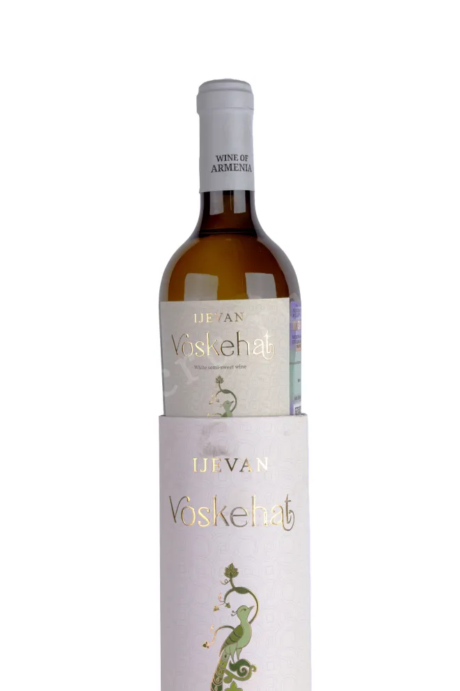 В тубе Voskehat Ijevan 2021 0.75 л