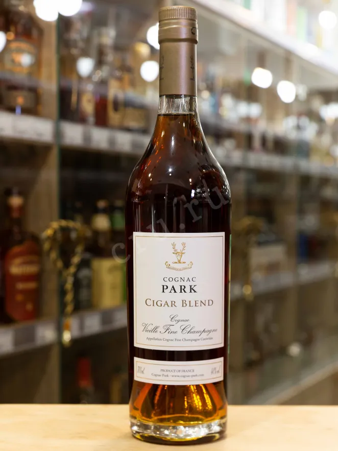 В магазине Крю Профи Park Cigar Blend Vieille Fine Champagne in gift box 0.7 л