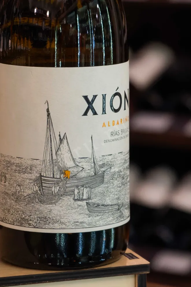 В магазине Крю Профи Attis Xion Albarino DO Rias Baixas 2022 0.75 л