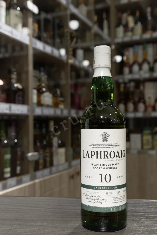 В магазине Крю Профи Laphroaig Cask Strength 10 Years Old in gift box 0.7 л