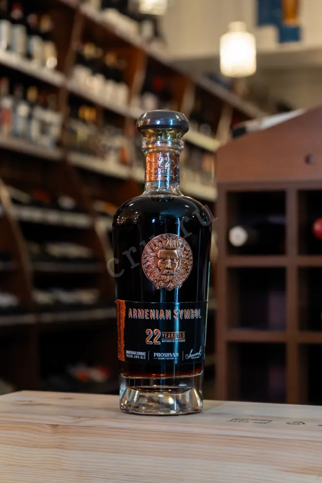 В магазине Крю Профи Armenian Symbol 22 years gift box 0.75 л