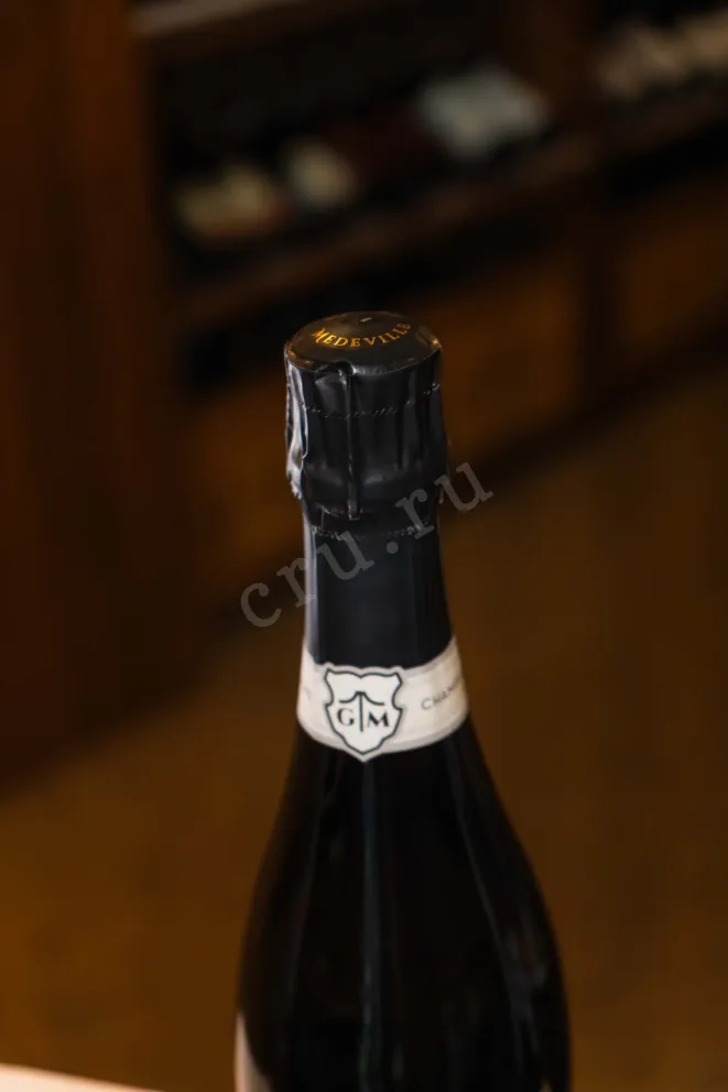 Шампанское Gonet-Medeville Brut Tradition Premier Cru 2022 0.75 л