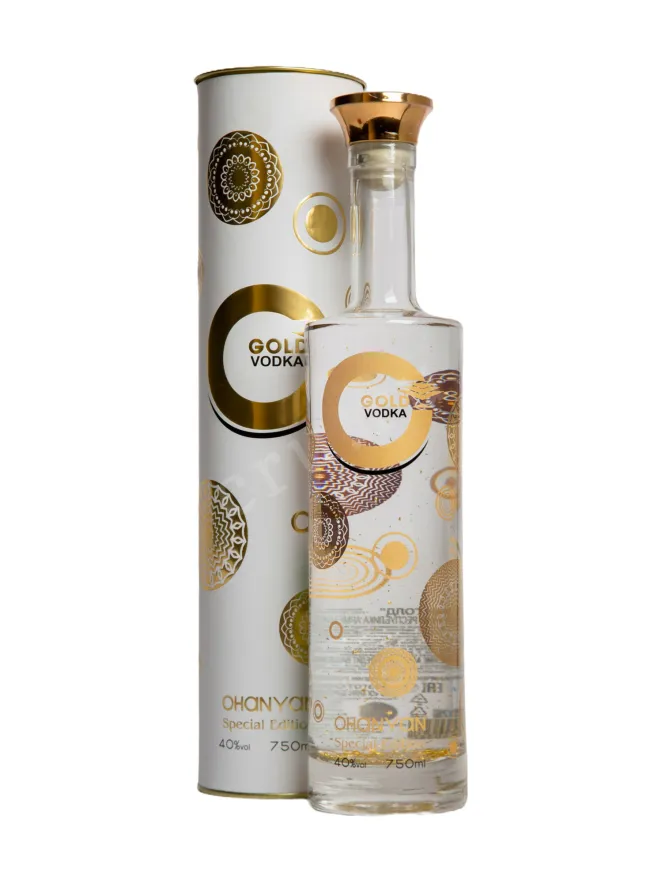 Водка Оганян Голд в подарочной упаковке  0.75 л