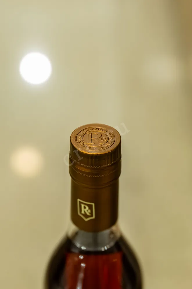 Пробка Raymond Ragnaud XO Grand Champagne 1er Cru De Cognac in gift box 0.5 л