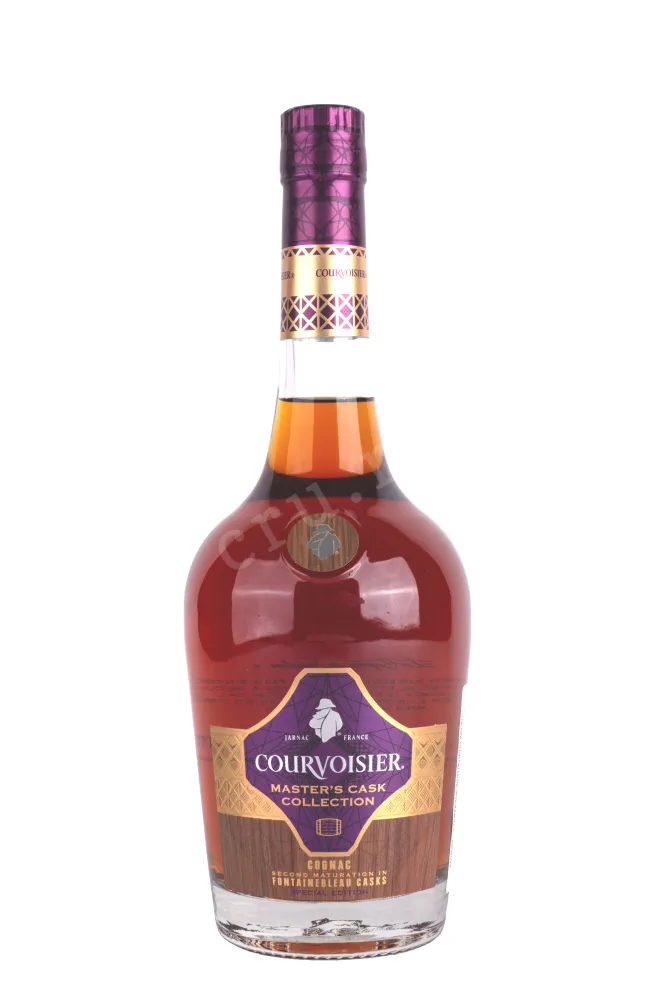 Бутылка Courvoisier Fontainebleau Cask gift box 0.7 л