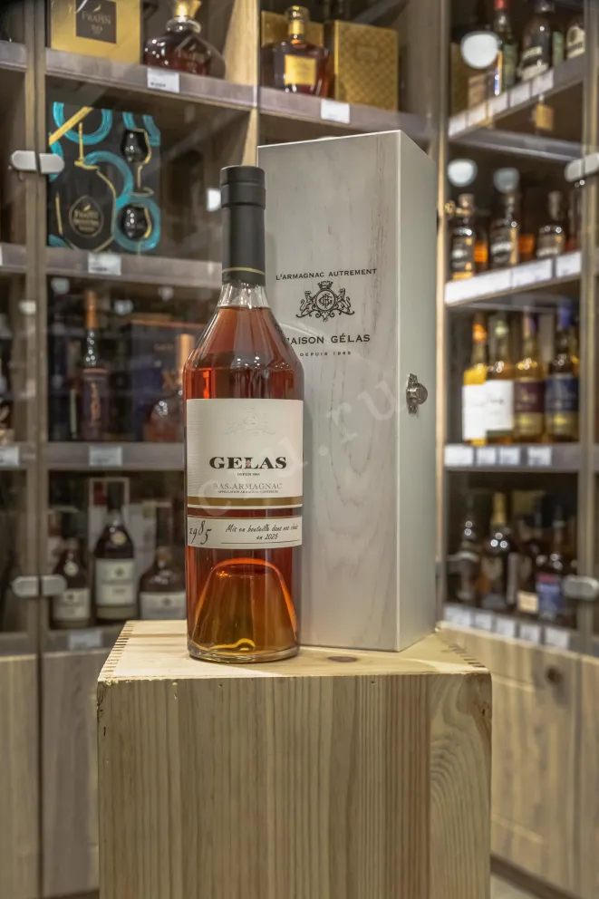 В магазине Крю Профи Gelas 1985 0.7 л