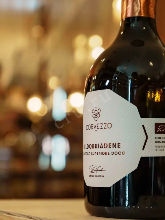 В магазине Крю Профи Corvezzo Prosecco Valdobbiadene Superiore DOCG in gift box 2024 0.75 л