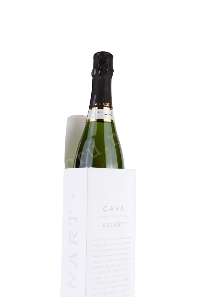 В подарочной коробке Cava Vinart Vintage Reserva gift box 2019 0.75 л