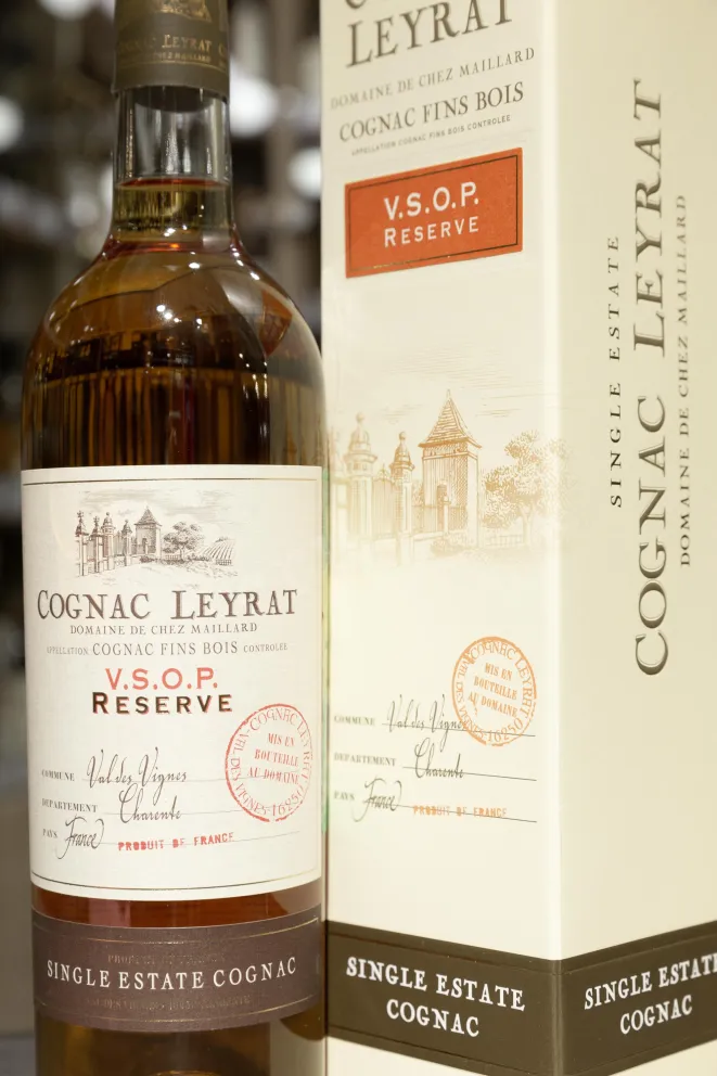 В магазине Крю Профи Leyrat VSOP gift box 0.7 л