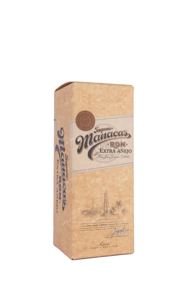 Подарочная коробка Ingenio Manacas Extra Anejo 0.7 л