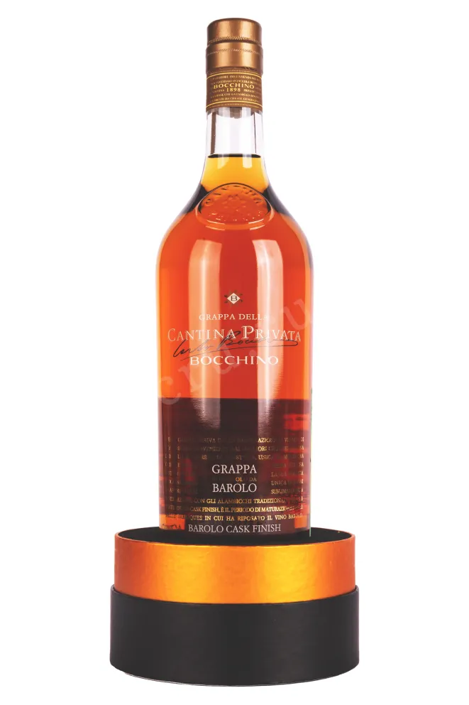 В тубе Bocchino Cantina Privata Barolo Cask Finish gift tube 0.7 л