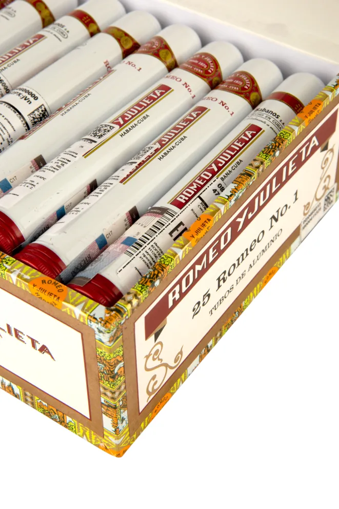 Коробка с сигарами Romeo y Julieta №1 А/Т *25