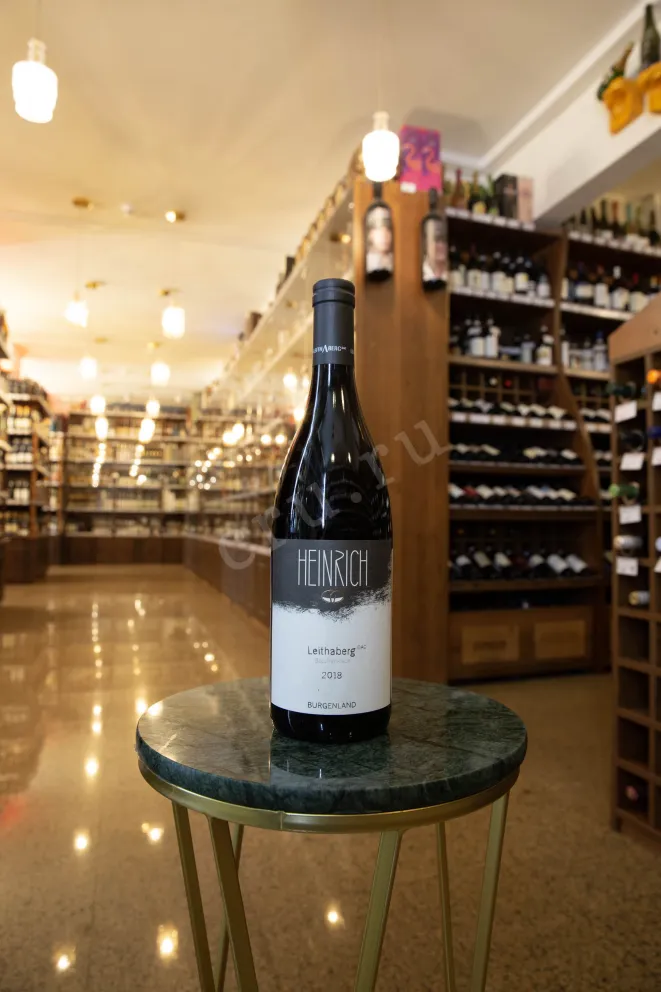 В магазине Крю Профи Weingut Heinrich Blaufrankisch Leithaberg DAK 2018 0.75 л