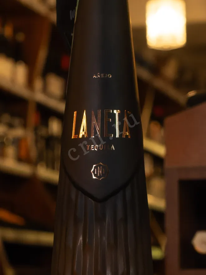В магазине Крю Профи Laneta Anejo in gift box 0.75 л
