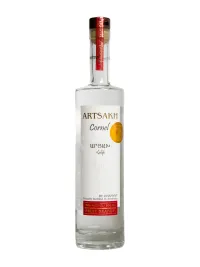Водка Арцах Кизиловая  0.5 л