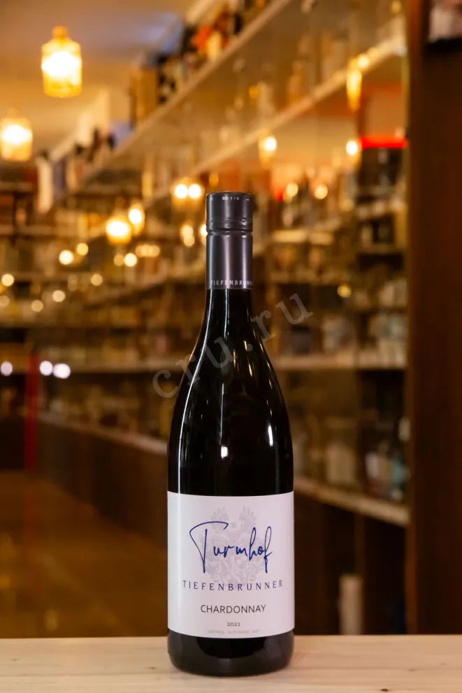 В магазине Крю Профи Tiefenbrunner Turmhof Chardonnay 2021 0.75 л