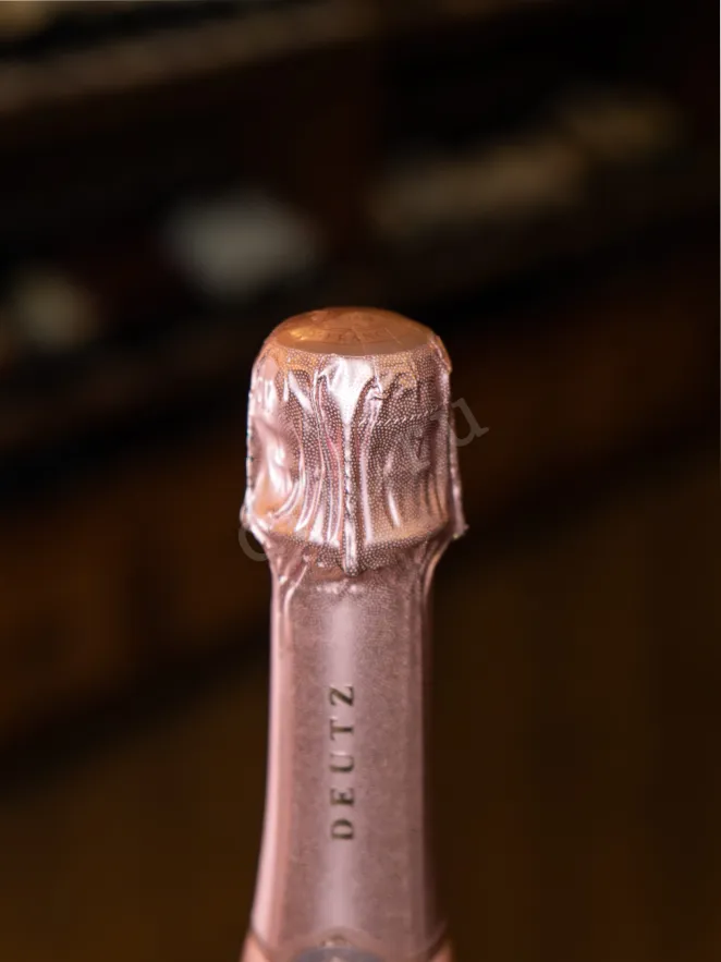 Пробка Deutz Rose in gift box 2020 0.75 л