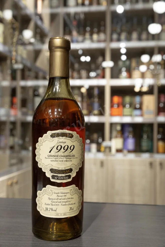 В магазине Крю Профи Prunier Grande Champagne Vintage 1999 wooden box 1999 0.7 л