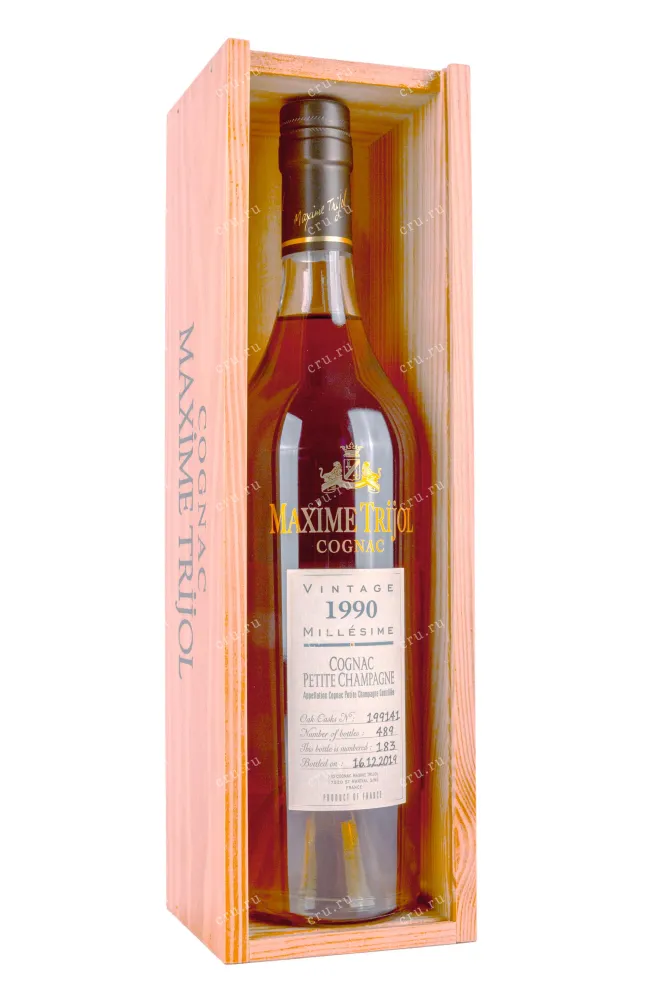 В деревянной коробке Maxime Trijol Petite Champagne in wooden box 1990 0.7 л