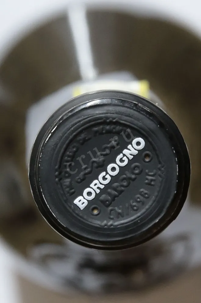 Пробка Borgogno Barolo Riserva with gift box 2015 0.75 л