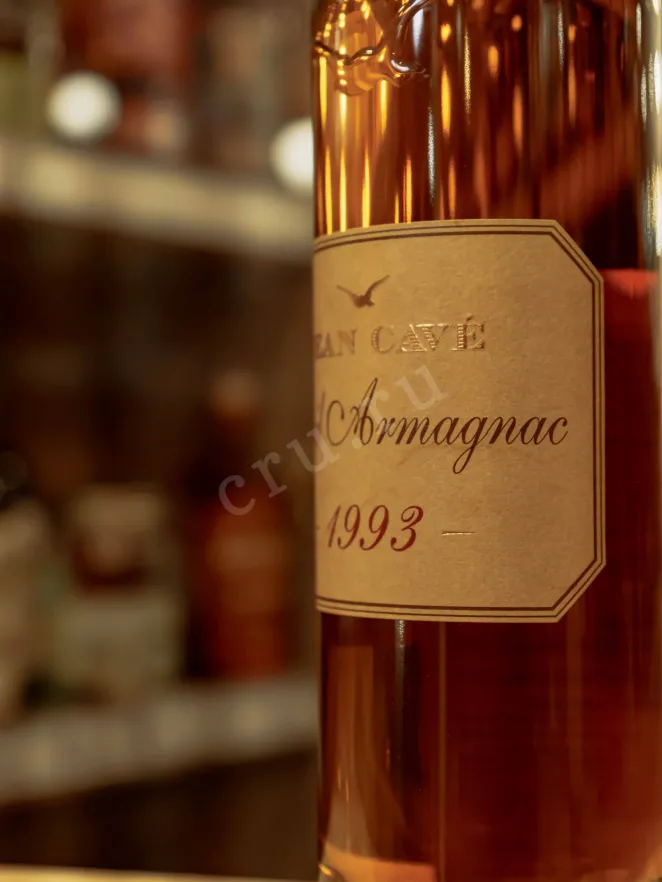 В магазине Крю Профи Jean Cave Vieil Armagnac AOC wooden box 1993 0.7 л