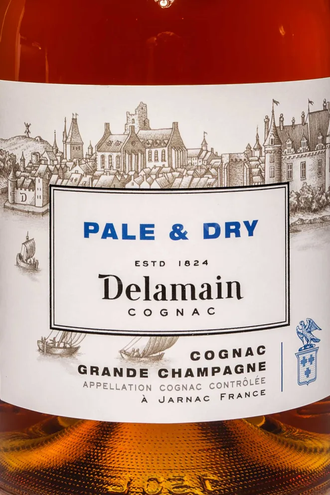 Этикетка Delamain Pale & Dry XO 1.5 л