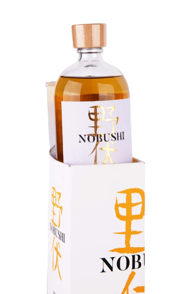 В подарочной коробке Nobushi Single Grain in gift box 0.7 л