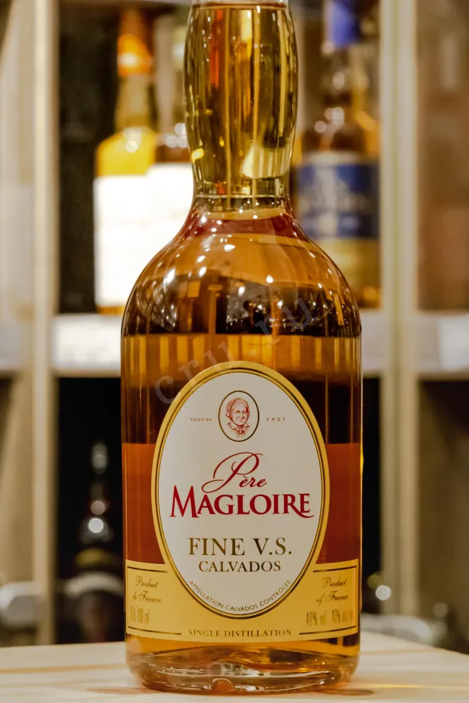 В магазине Крю Профи Pere Magloire Fine V.S 0.7 л