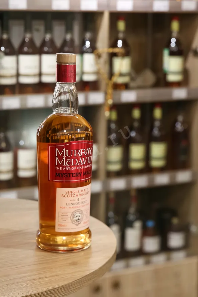 В магазине Крю Профи Murray McDavid Mystery Malt Lennox Peat 4 Years Old gift box 0.7 л