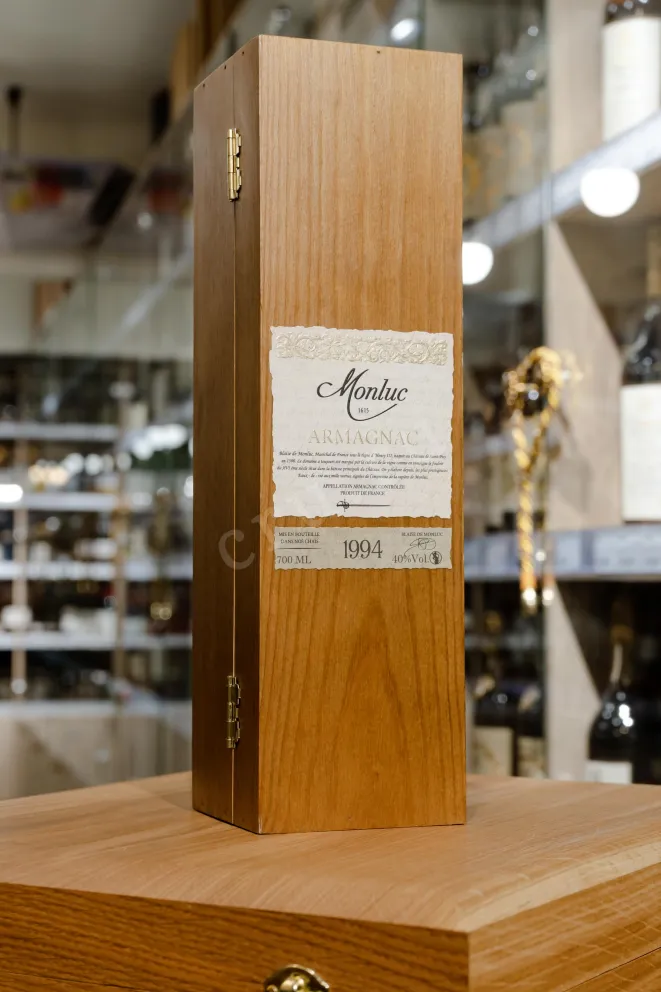 В магазине Крю Профи Monluc 1994 0.7 л