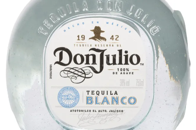 Этикетка Don Julio Blanco in gift box 0.75 л