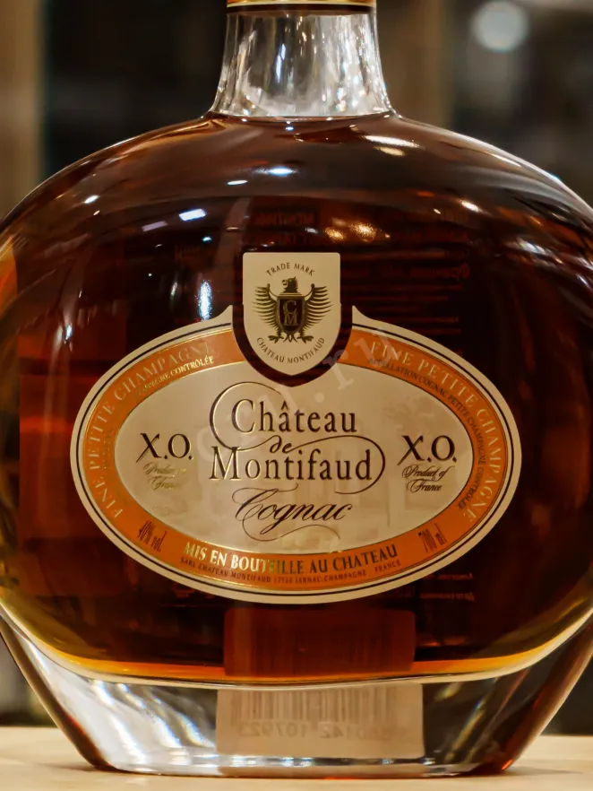 В магазине Крю Профи Chateau de Montifaud XO gift box 0.7 л