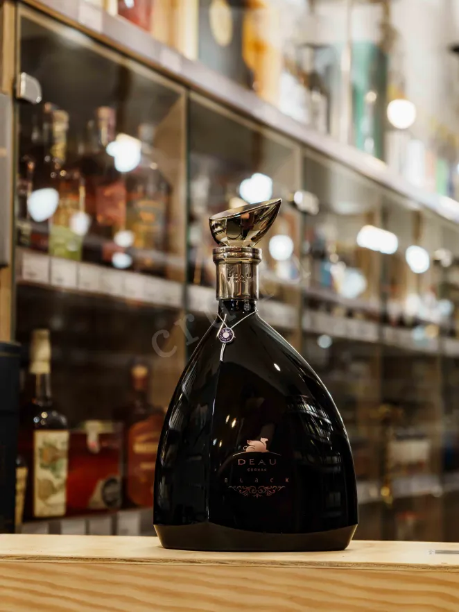 В магазине Крю Профи Deau Black gift box 1 л