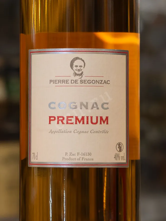 В магазине Крю Профи Pierre de Segonzac Premium 0.7 л