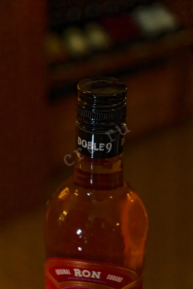 Пробка Doble 9 Anejo 0.7 л