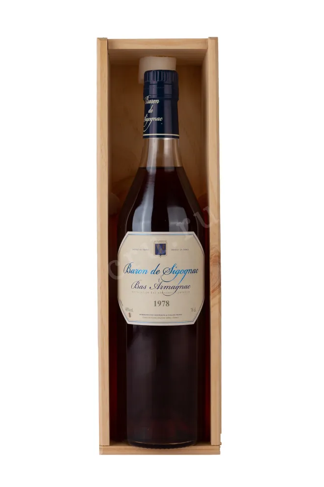 В деревянной коробке Armagnac Baron de Sigognac wooden box 1978 0.7 л