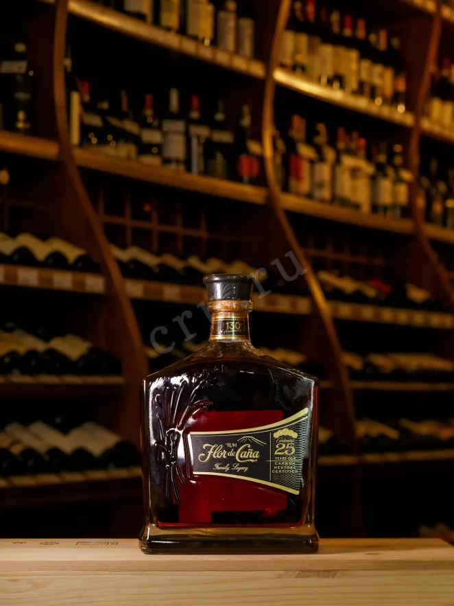 В магазине Крю Профи Flor de Cana 25 years gift box 0.75 л