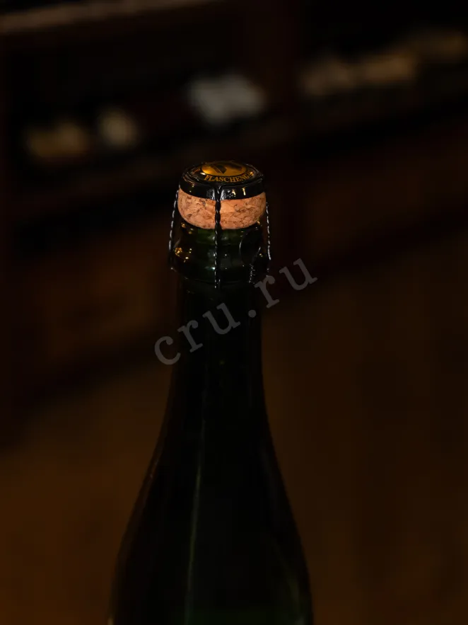 Пробка Staffelter Hof Riesling Sekt Brut 2018 0.75 л