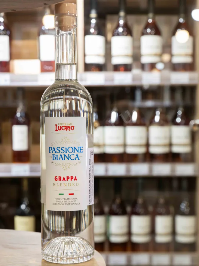 В магазине Крю Профи Passione Bianca 0.7 л
